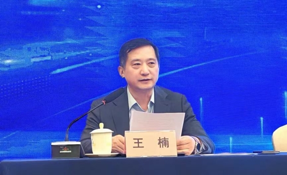 王_副本.jpg