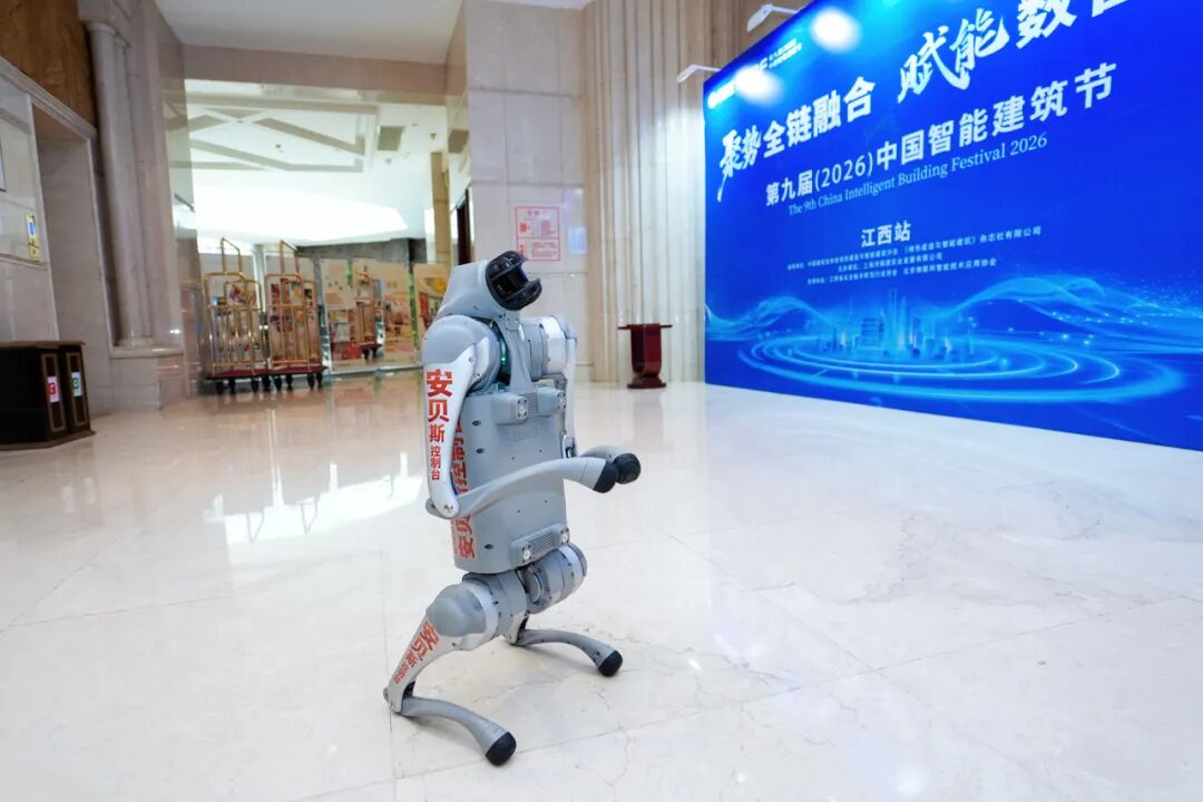 机器人.jpg
